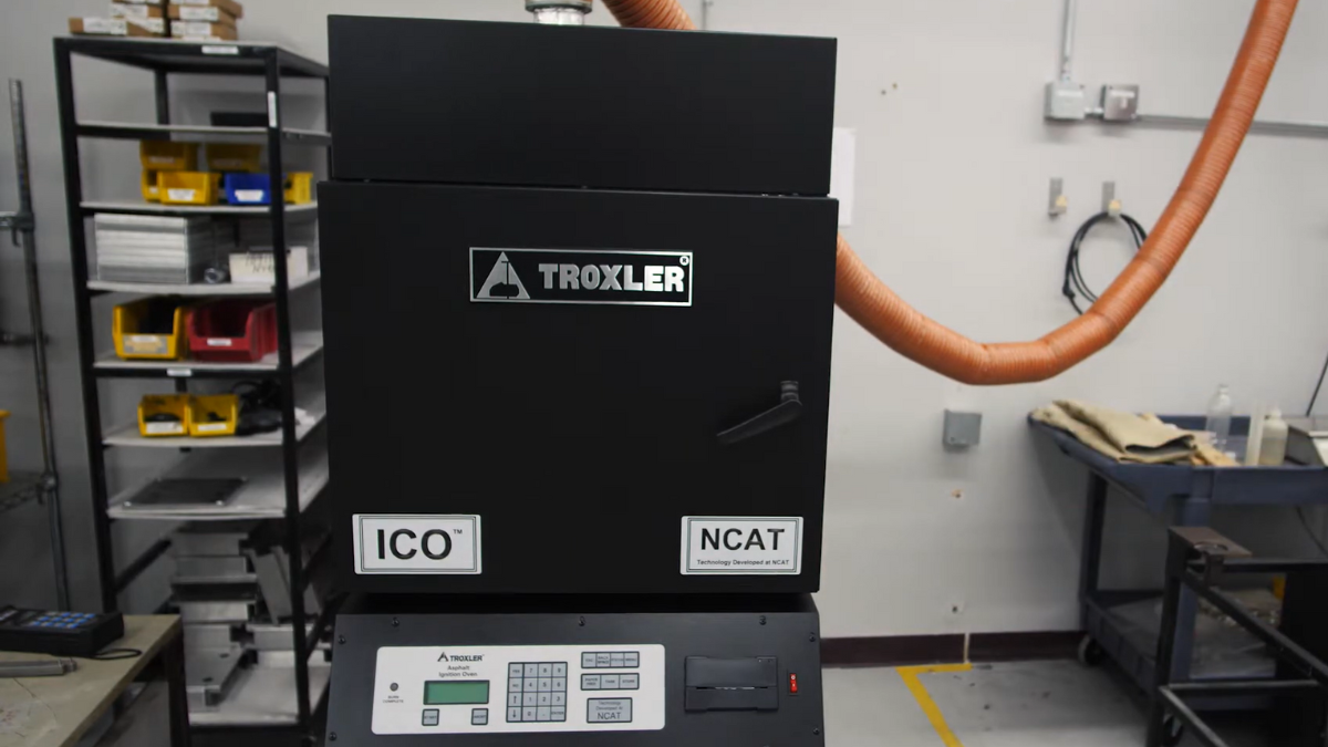 Compact, serviceable and low-emission design